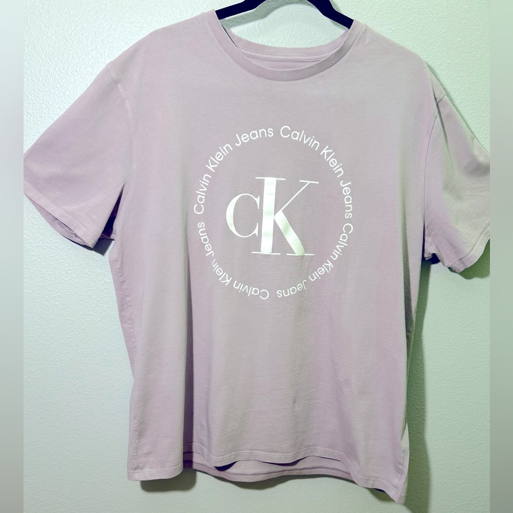 XL Calvin Klein Shirt (Lavender)